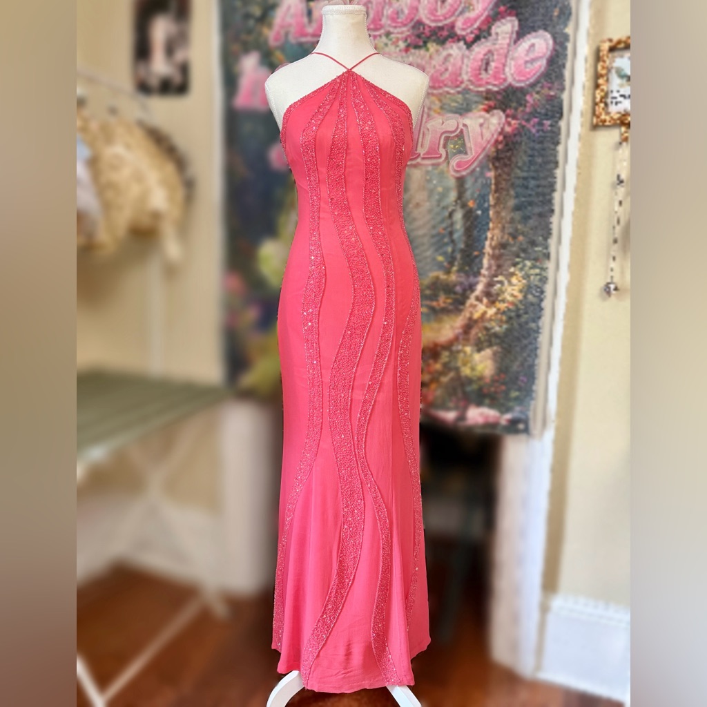 Elegant Le Gala Pink Halter Maxi Dress